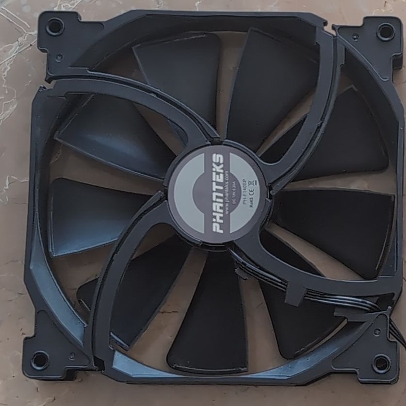 Ventilatori: Phanteks 140 mm Case Fan - Excellent Condition – Usato da uznach venduto da withoutname