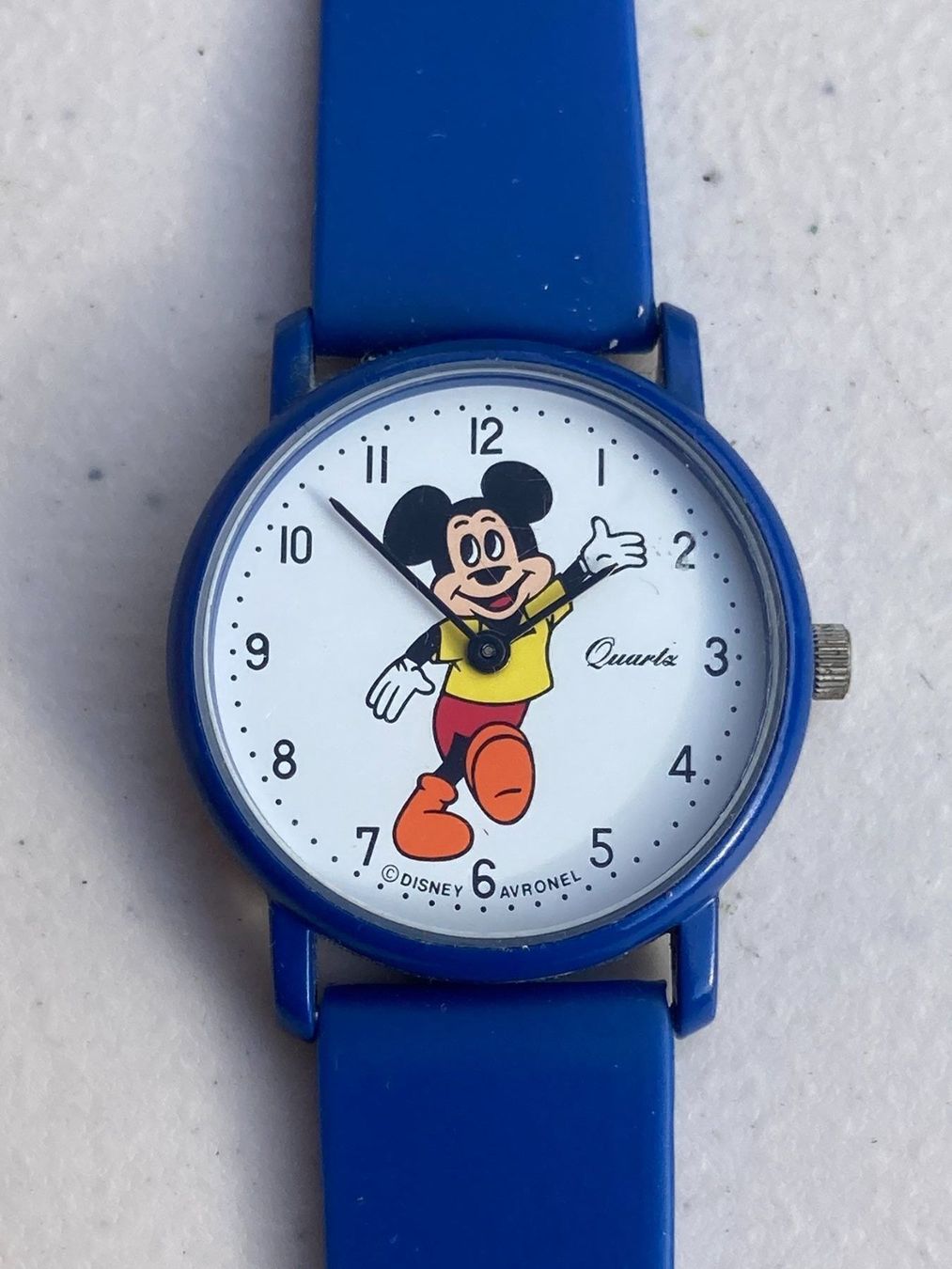 Uhren: Montre Disney Avronel Mickey – Gebraucht aus Bassecourt von CALUMET-X