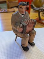 Brienz Orgelispieler geschnitzt