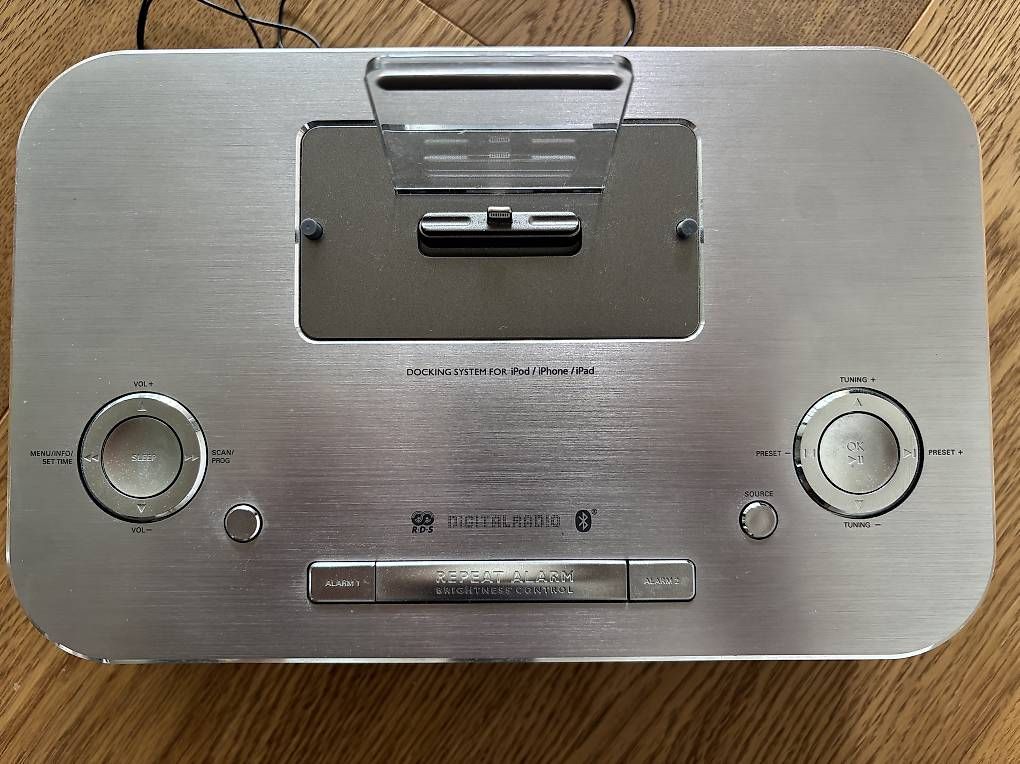 Philips Radios: Philips Dtb297/10 / Radio / DAB+ / Bluetooth / Lightning – Gebraucht aus Pfäffikon ZH von dividis 1