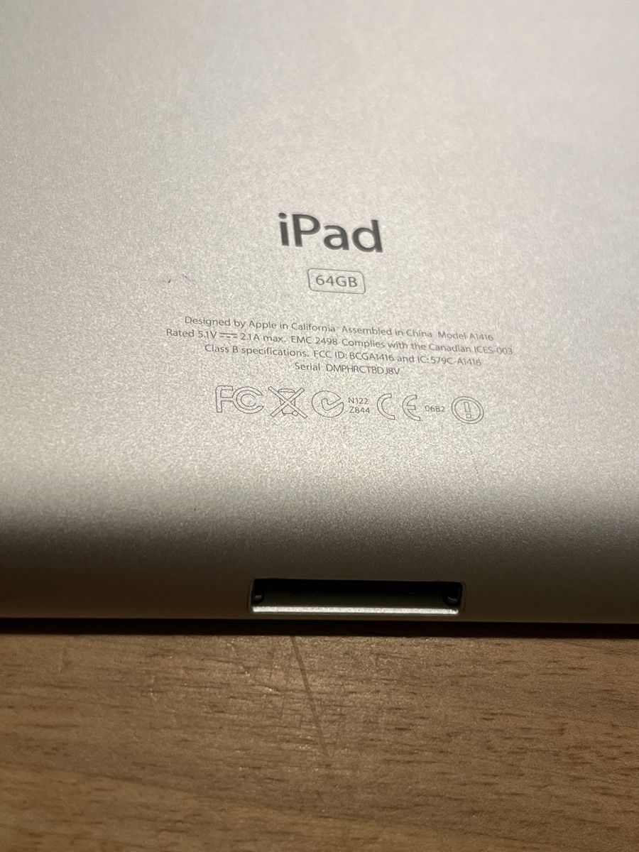 Apple Handys / Smartphones: iPhone 5s iPad 4 64GB mit Ladekabel und Hülle – Gebraucht aus Würenlos von KLG_3TBs 2