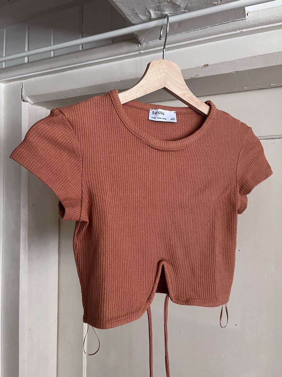 Bershka T-Shirts: T-shirt Bershka | Taille M – Neu und originalverpackt aus Charmey (Gruyère) von ya_12