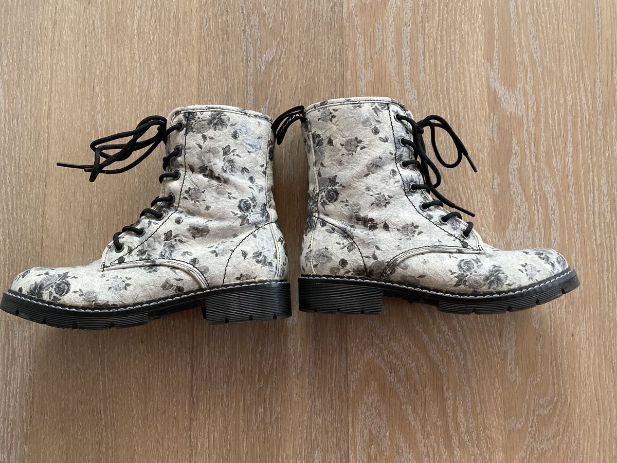 Scarpe da donna: Dockers Boots mit Blumenmuster, Grösse 38 – Usato da Bennau venduto da L_Scho 2