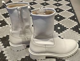 Plateaustiefelette unisa weiss Grösse 37