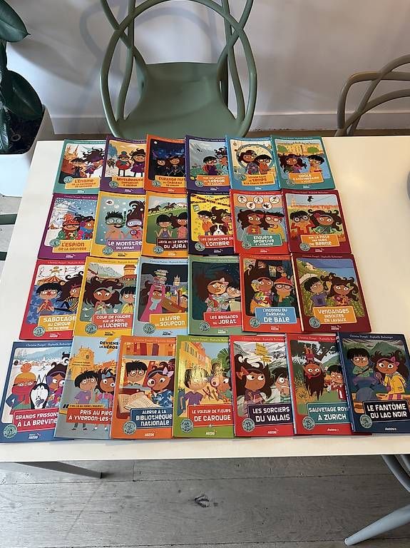Fumetti: Les aventures de Maëlys - collection complète  – Usato da Bernex venduto da dedonno99