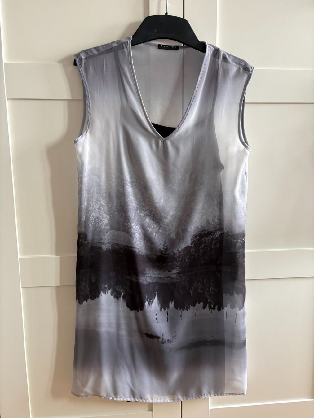 Sisley Kleider: SISLEY Sommerkleid schwarz&weiss – Gebraucht aus Zürich von Ulilu22