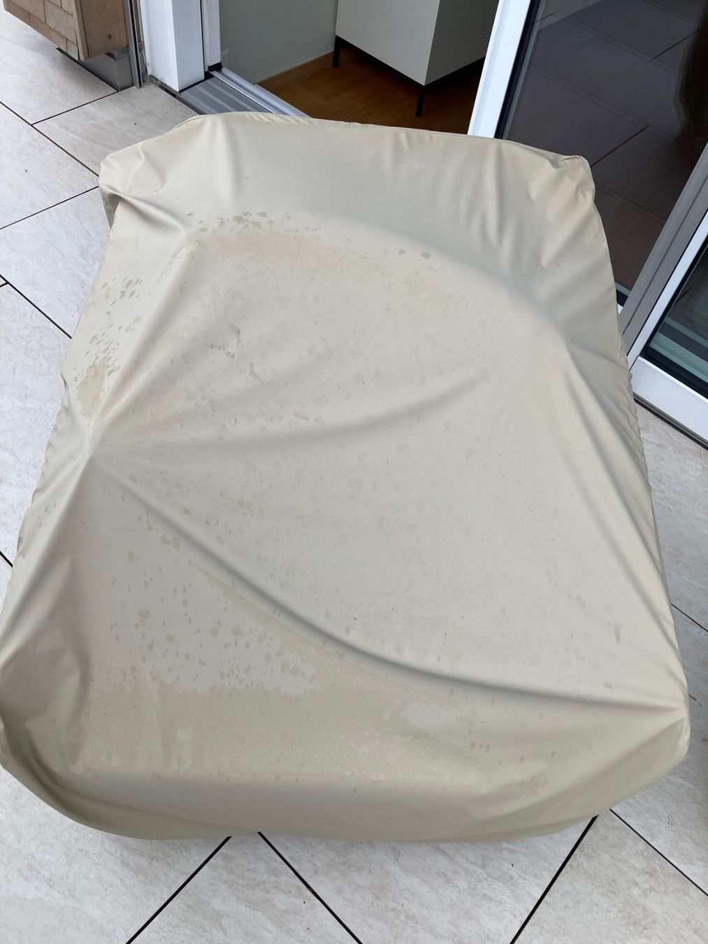 Coperture: 2 Stück Schutzhüllen für Sessel – Usato da Unterägeri venduto da Bettsofa123