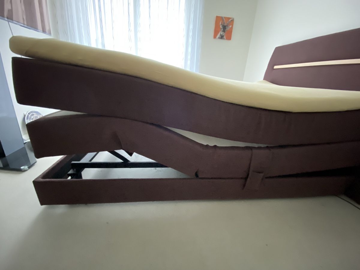 Letti: Boxspringbett mit Elektromotor – Nuovo (secondo la descrizione) da Dietikon venduto da dindin01 2