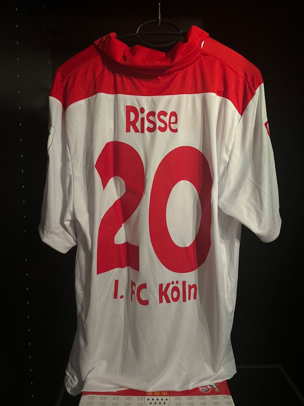 Erima Canottiere & Pantaloni: 1.FC Köln Sondertrikot / Marcel Risse – Nuovo e nell'imballaggio originale da Näfels venduto da dom_9p7f 1