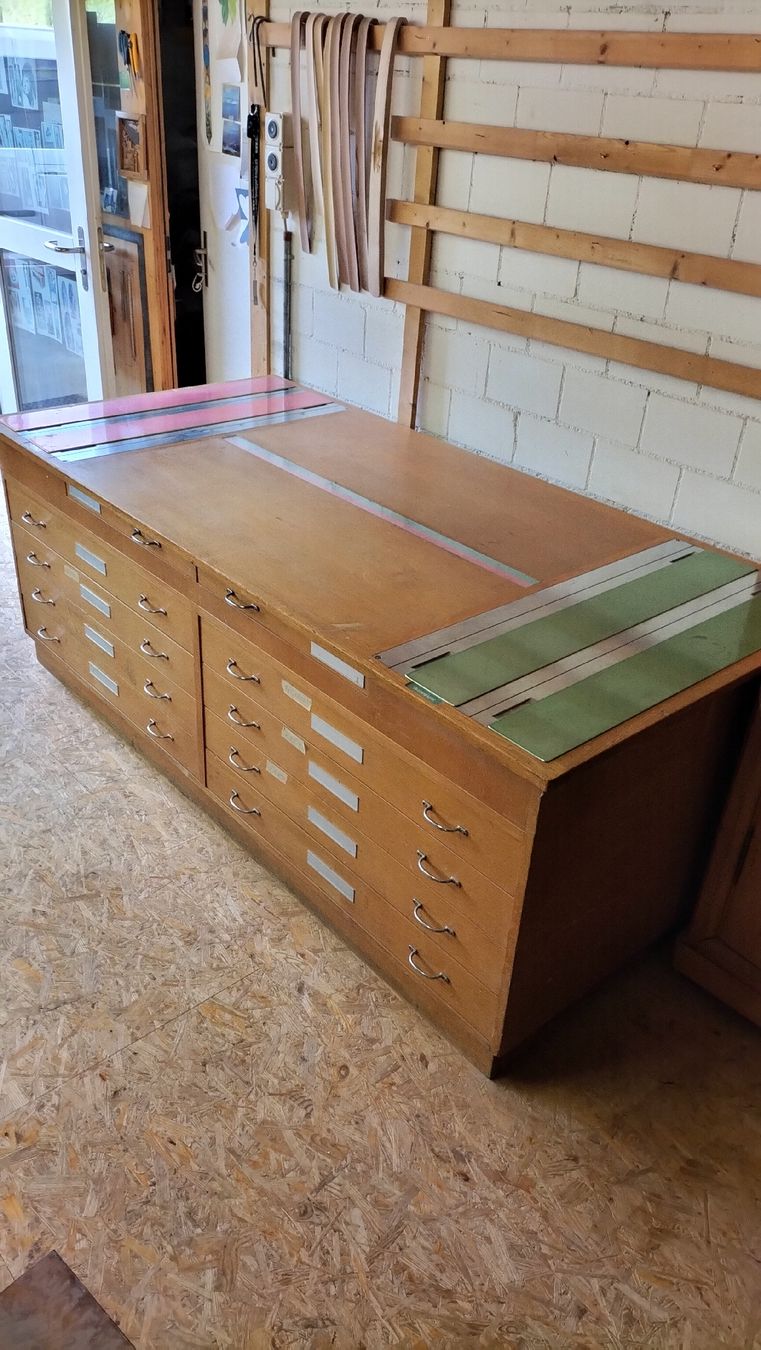 Armadi: Vintage Planschrank – Usato da Geuensee venduto da Jalbi51 2