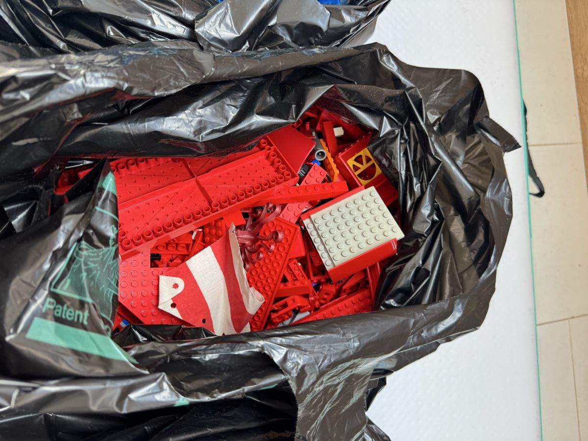 Lego Baukästen: Gros lot de pièces LEGO avec plans – Gebraucht aus Fribourg von Veronique22 5