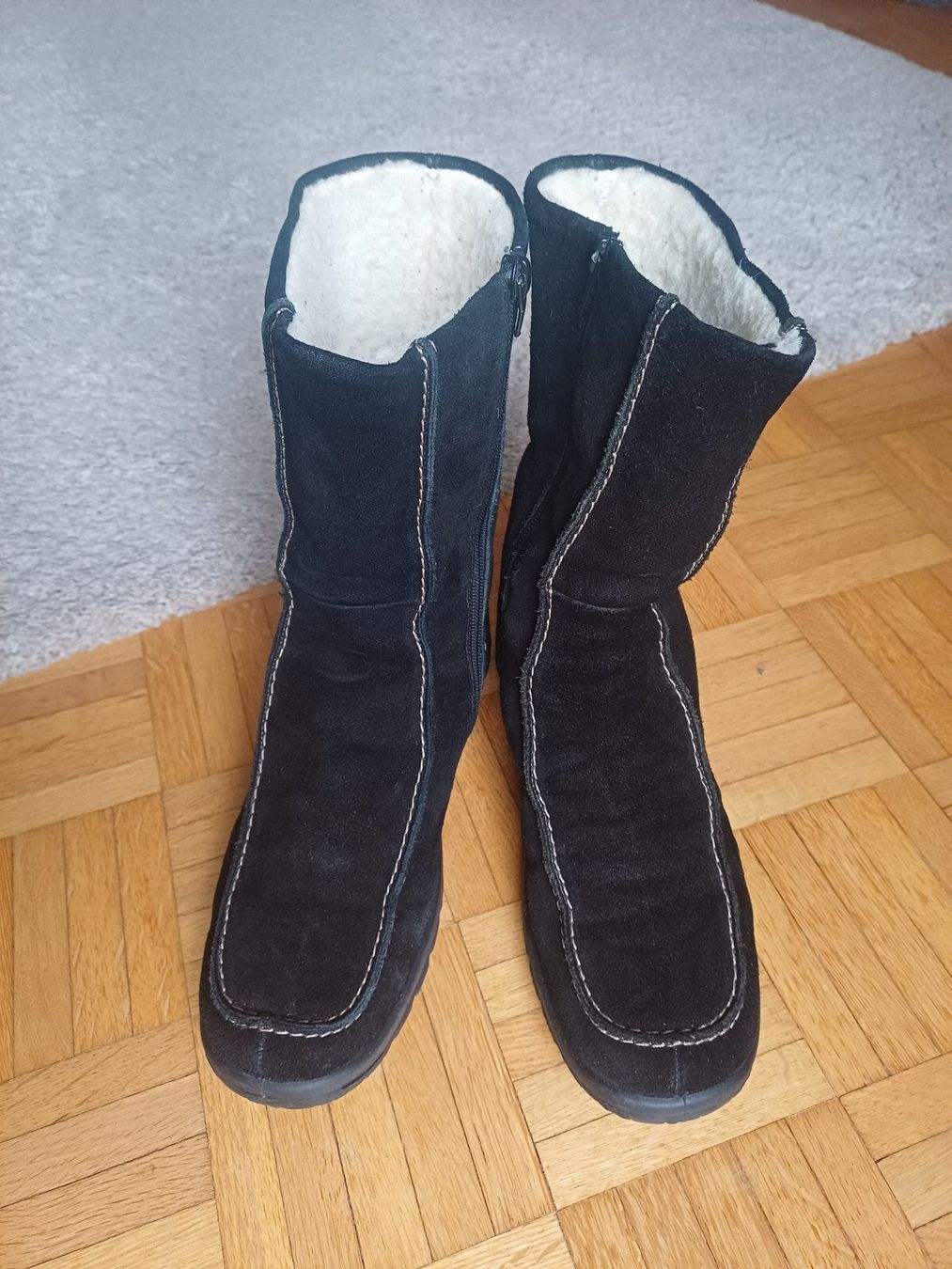 Rieker Scarpe da donna: Neuwertiger Rieker Winterstiefel mit Lammfellfutter Gr. 41 – Usato da Jona venduto da nad_fzb6