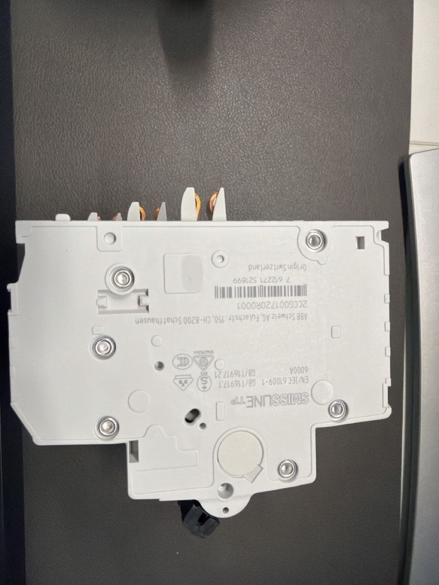ABB Interruttori: ABB FI/LS-Schalter FS40B-C13 400V 3poliger – Nuovo (secondo la descrizione) da Opfikon venduto da emi_6 4
