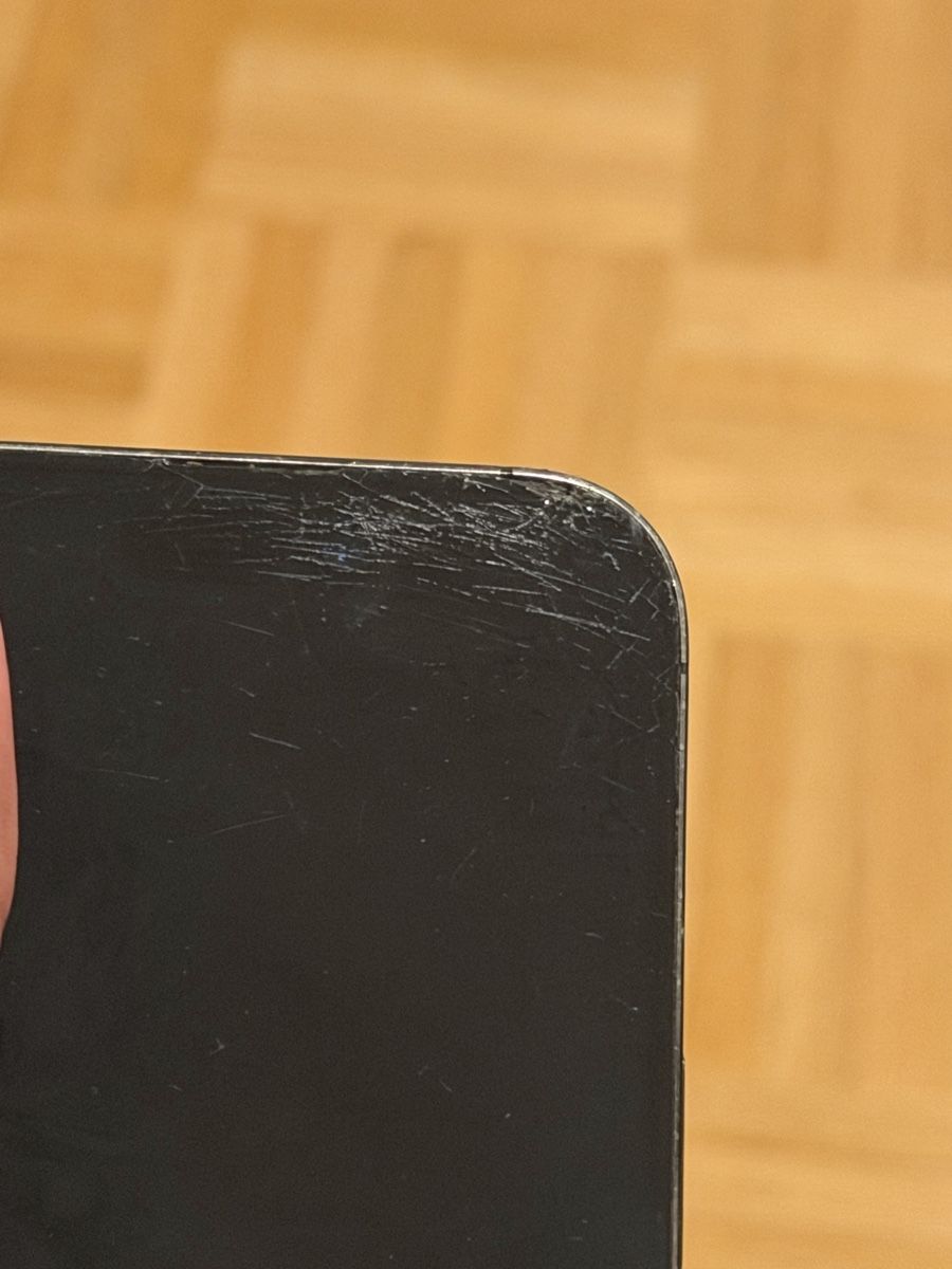 Apple Telefoni cellulari / Smartphones: iPhone 16 Pro 256GB mit 90% Akku – Usato da Dällikon venduto da YOTECH 4