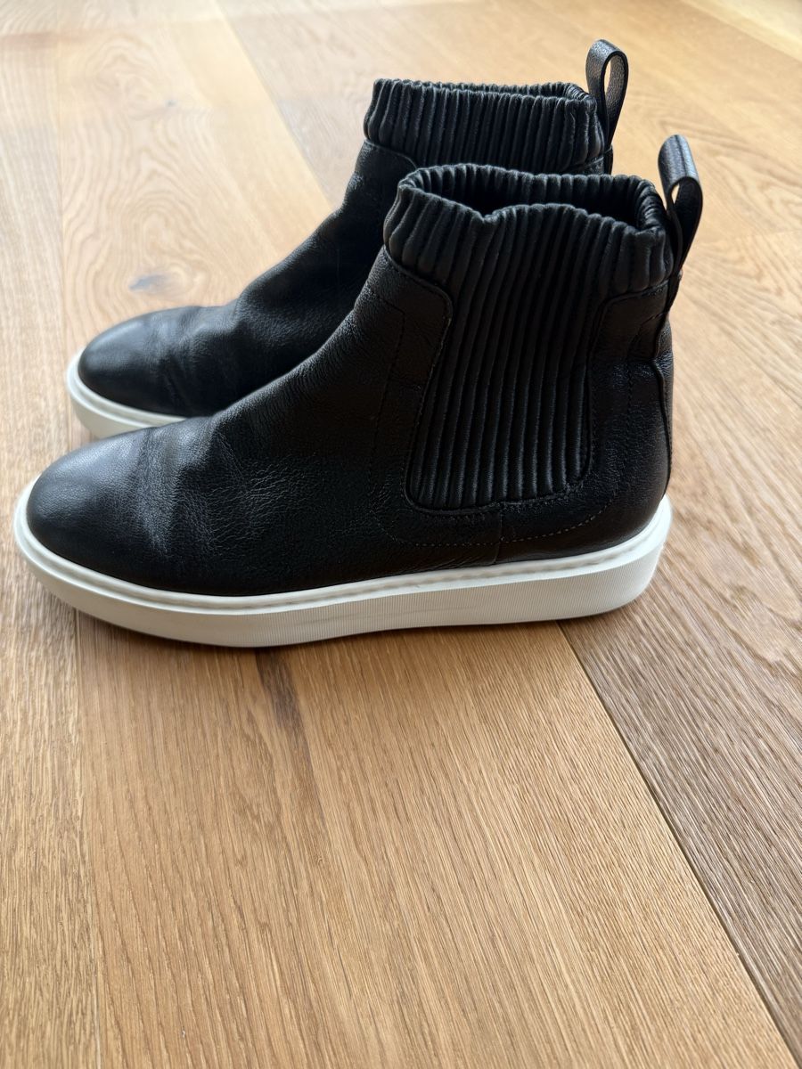 Scarpe da donna: Santoni Sneaker – Usato da Horgen venduto da nad_68nw