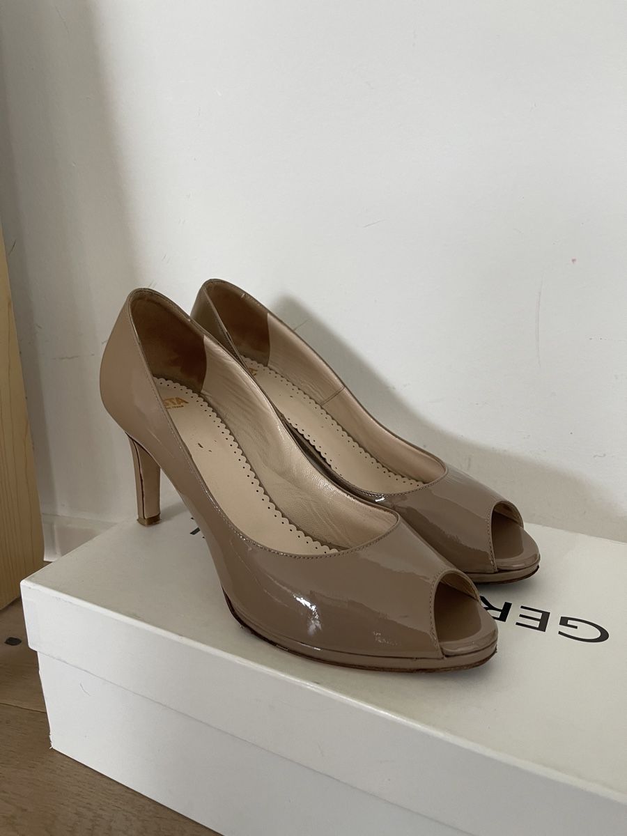 Damenschuhe: Festa Italian leather open toes – Gebraucht aus Nyon von My_wardrobe 1