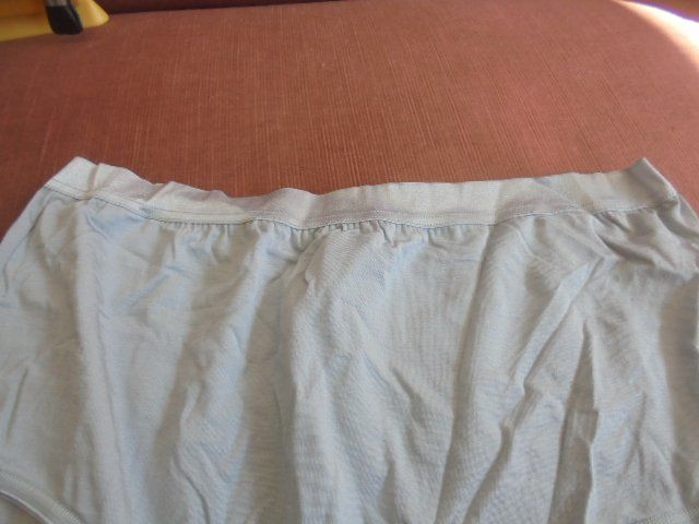 Sonstige Unterwäsche: 2 x Slip Gr. 50 Silbergrau NEU – Neu (gemäss Beschreibung) aus Hinwil von Glasperlen 2