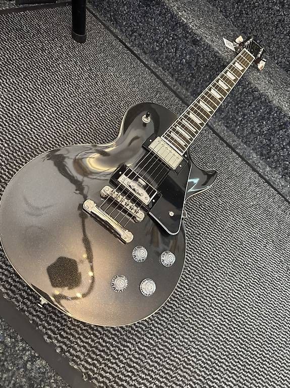 Strumenti musicali: Epiphone Les Paul Modern Graphite Black – Usato da Morges venduto da GvnMusic 5