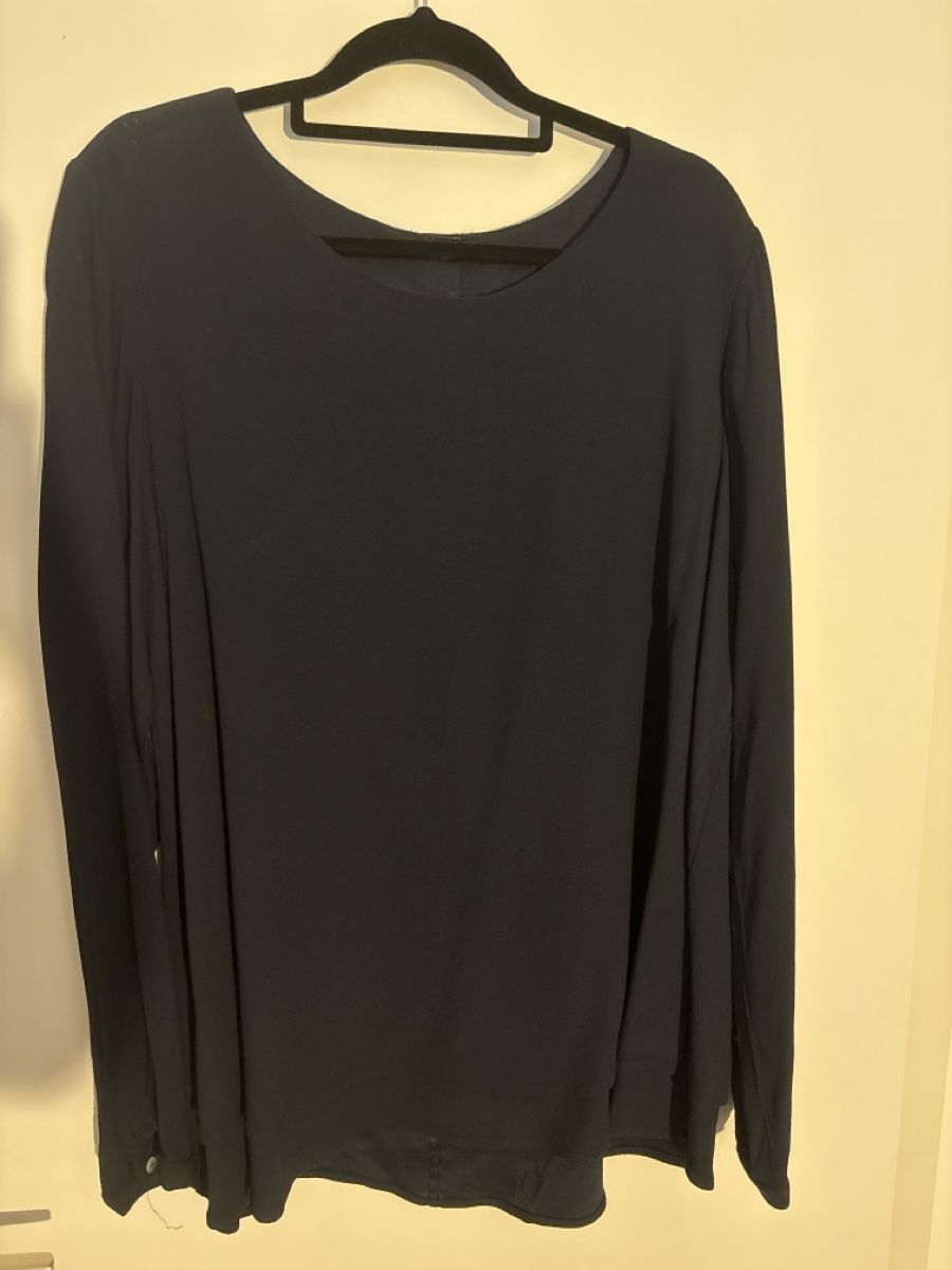 Chemisiers: Damen Langarmshirt  dunkelblau – D'occasion à Flims Dorf par chauy