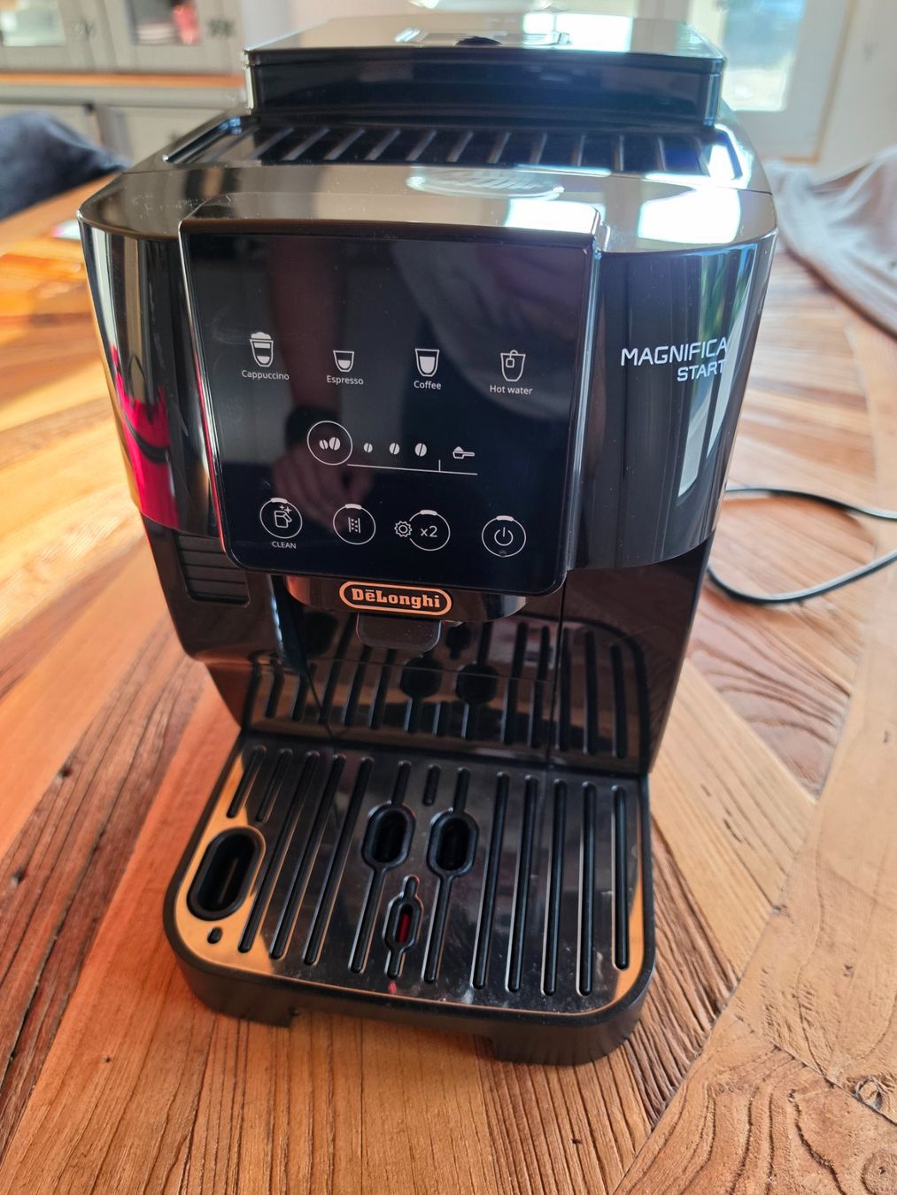 De'Longhi Kaffeemaschinen & Espressomaschinen: DeLonghi Magnifica Start – Gebraucht aus Hefenhofen von BlueGum 1