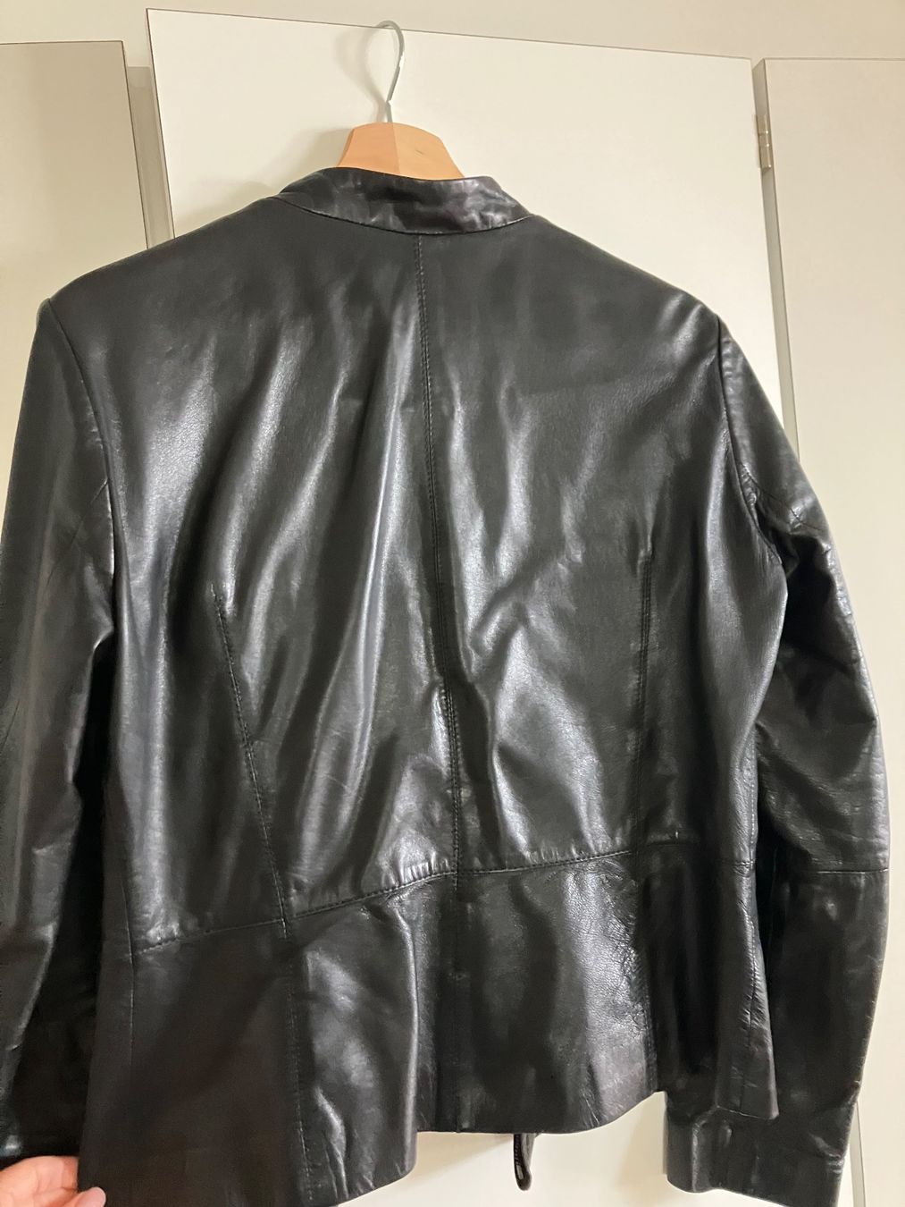 Max Mara Jacken: Max Mara Lederjacke – Gebraucht aus Walchwil von Maxana 3