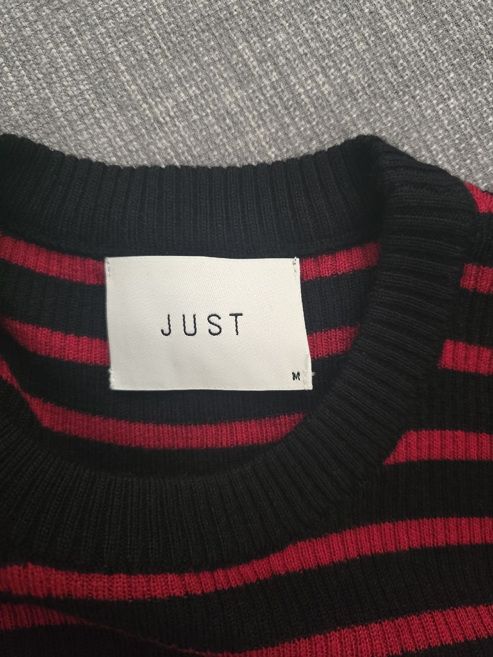 Maglioni & Felpe: Strickpullover rot-schwarz gestreift aus Wolle – Usato da Zürich venduto da ale_bg2x 3