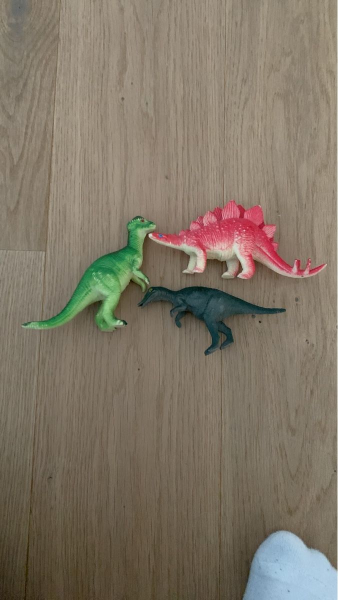 Statuette: 3 Dinosaurier Figuren – Usato da St. Gallen venduto da Jvegas