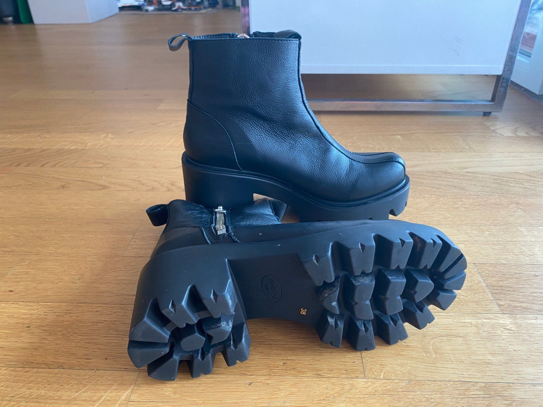 Scarpe da donna: L'INTERVALLE Stiefellette G38 – Usato da Dübendorf venduto da Levintreyer 1