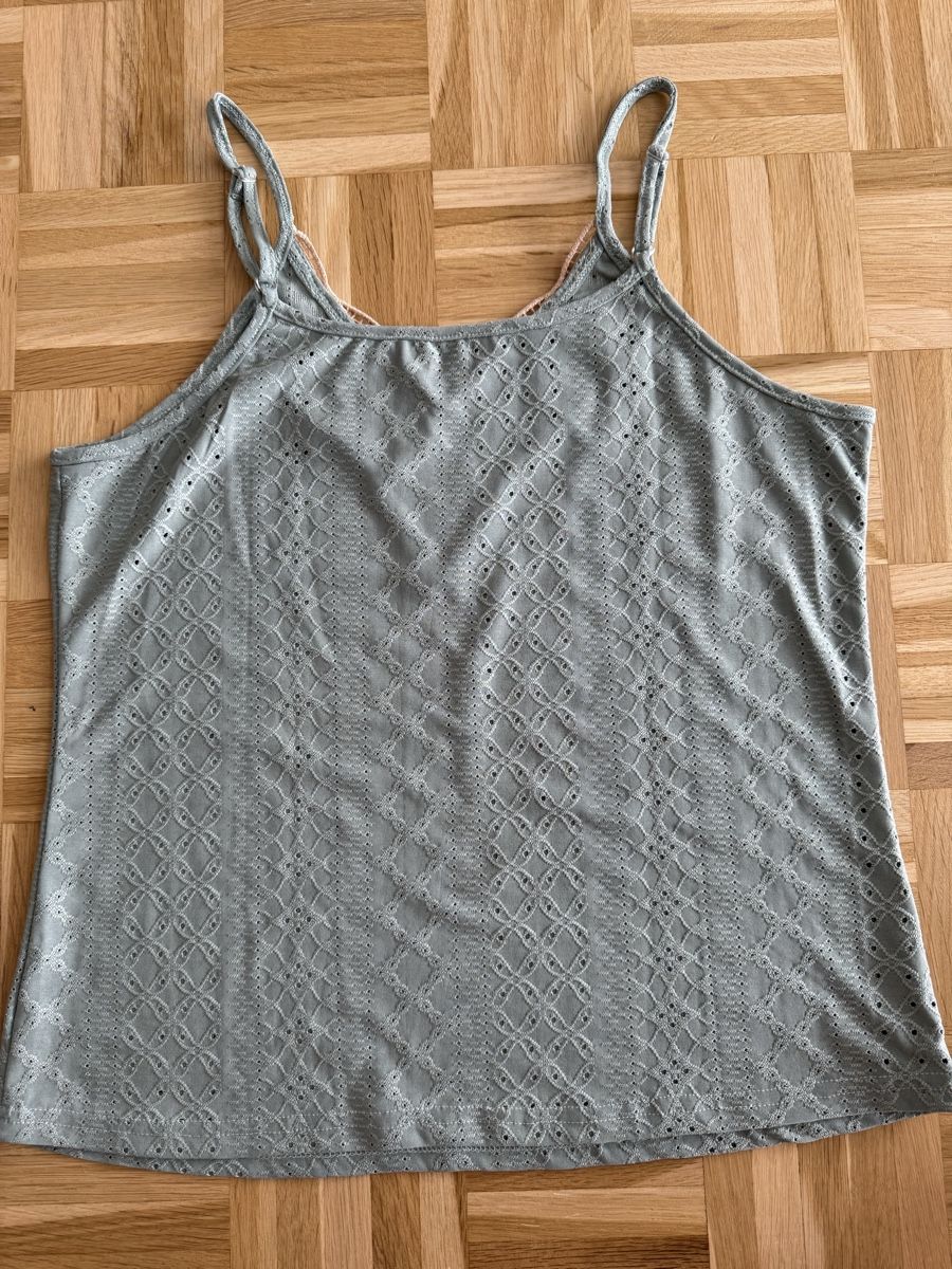 Tops: Sommer Top mit Spitze, Grösse S, (Temu) – Neu (gemäss Beschreibung) aus St. Gallen von kara_24 1