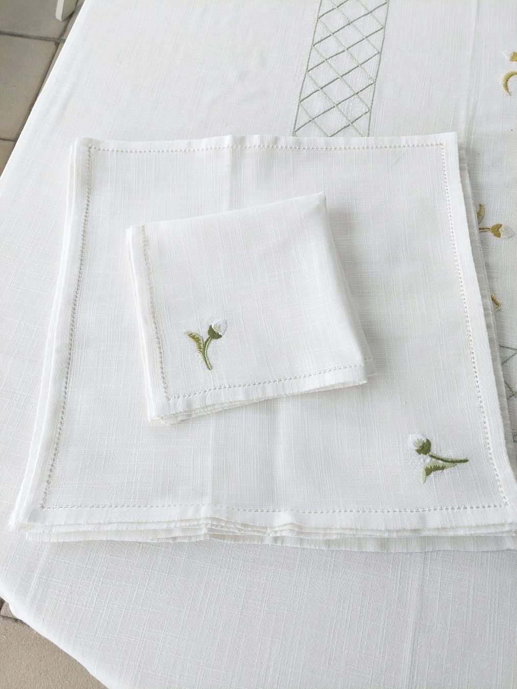 Coperte: Tischdecke + 6 Servietten – Nuovo (secondo la descrizione) da Zürich venduto da MarziaP 3
