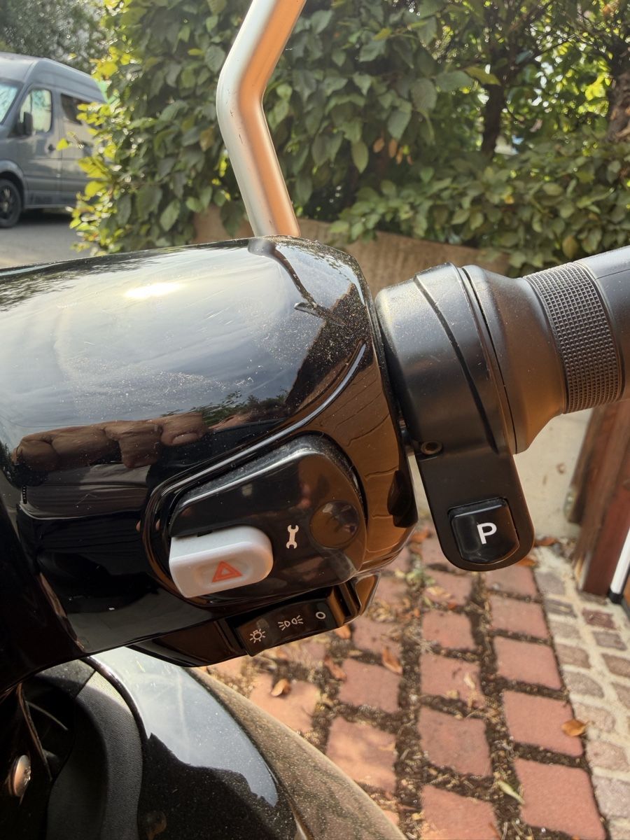 Scooter: SWFT MAXX E-Roller im neuwertigen Zustand 200km – Usato da Zeiningen venduto da geo_j8wx 2
