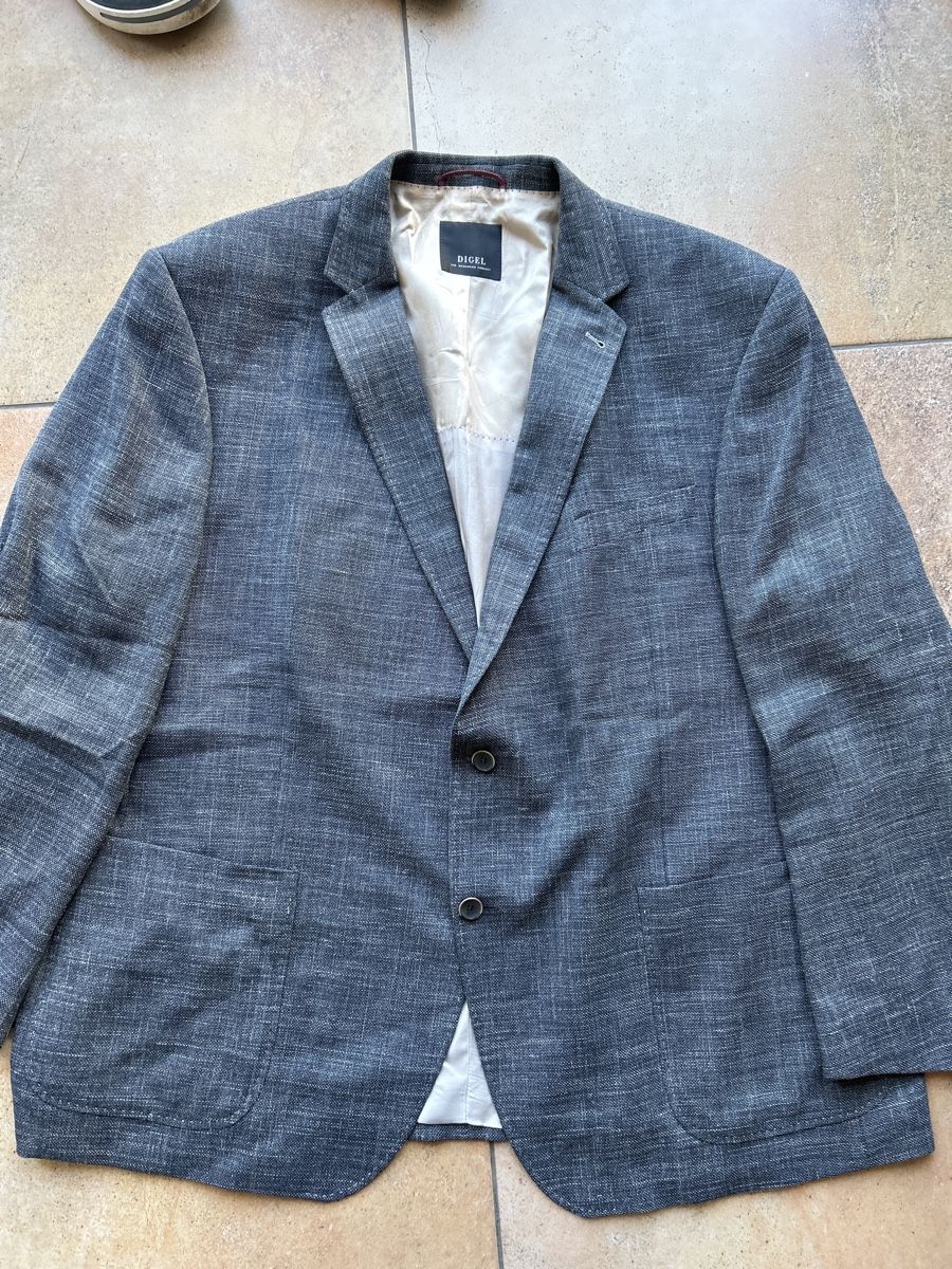 Jacken: Blazer Digel grise, taille 62, Soft Linen / Acheté CHF 247.- – Neu (gemäss Beschreibung) aus La Brévine von Pascal_79
