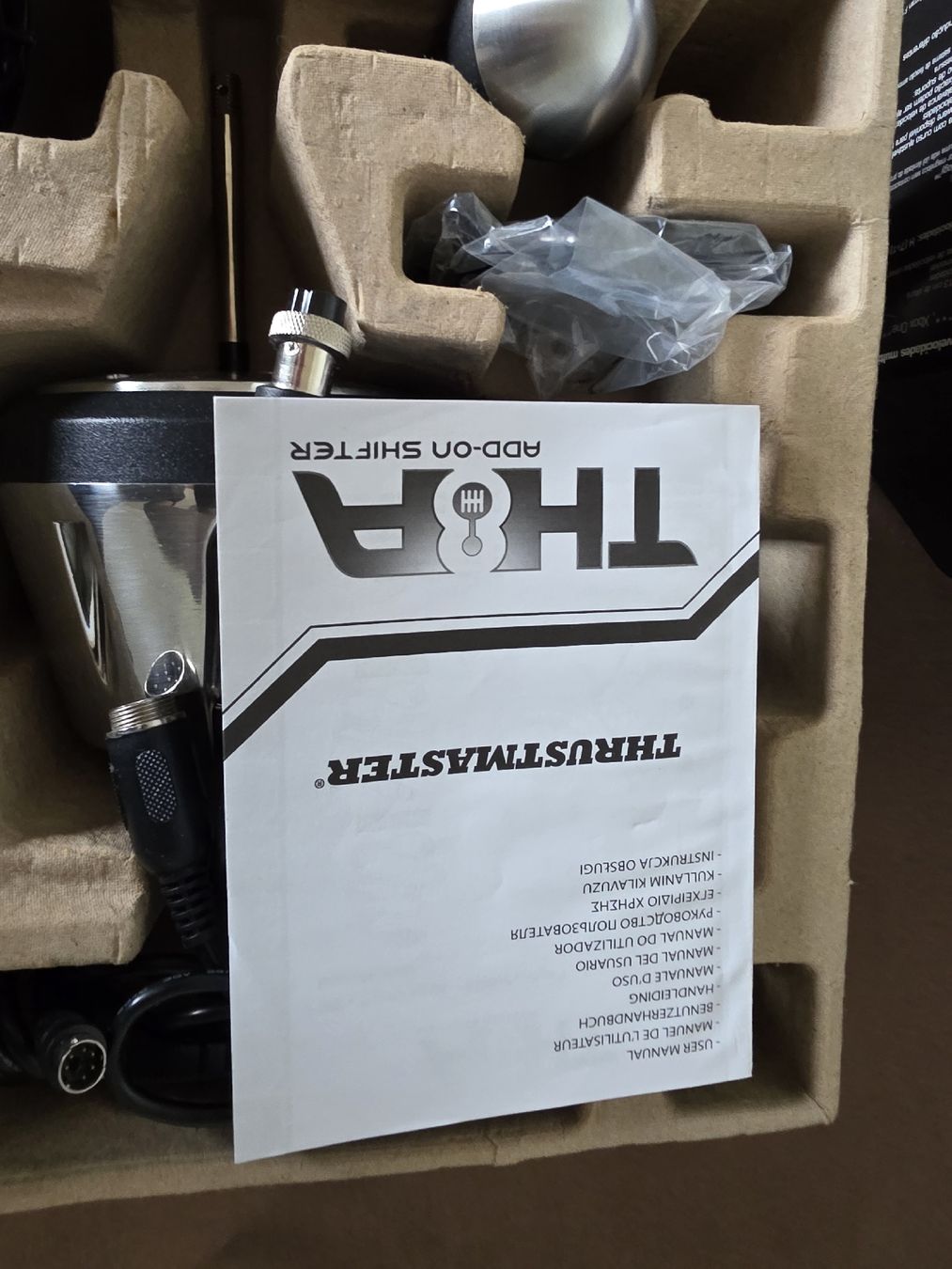 Thrustmaster Controller: add-on shifter Thrustmaster TH8A Shifter add-on occasion – Gebraucht aus Neyruz FR von Yann 1