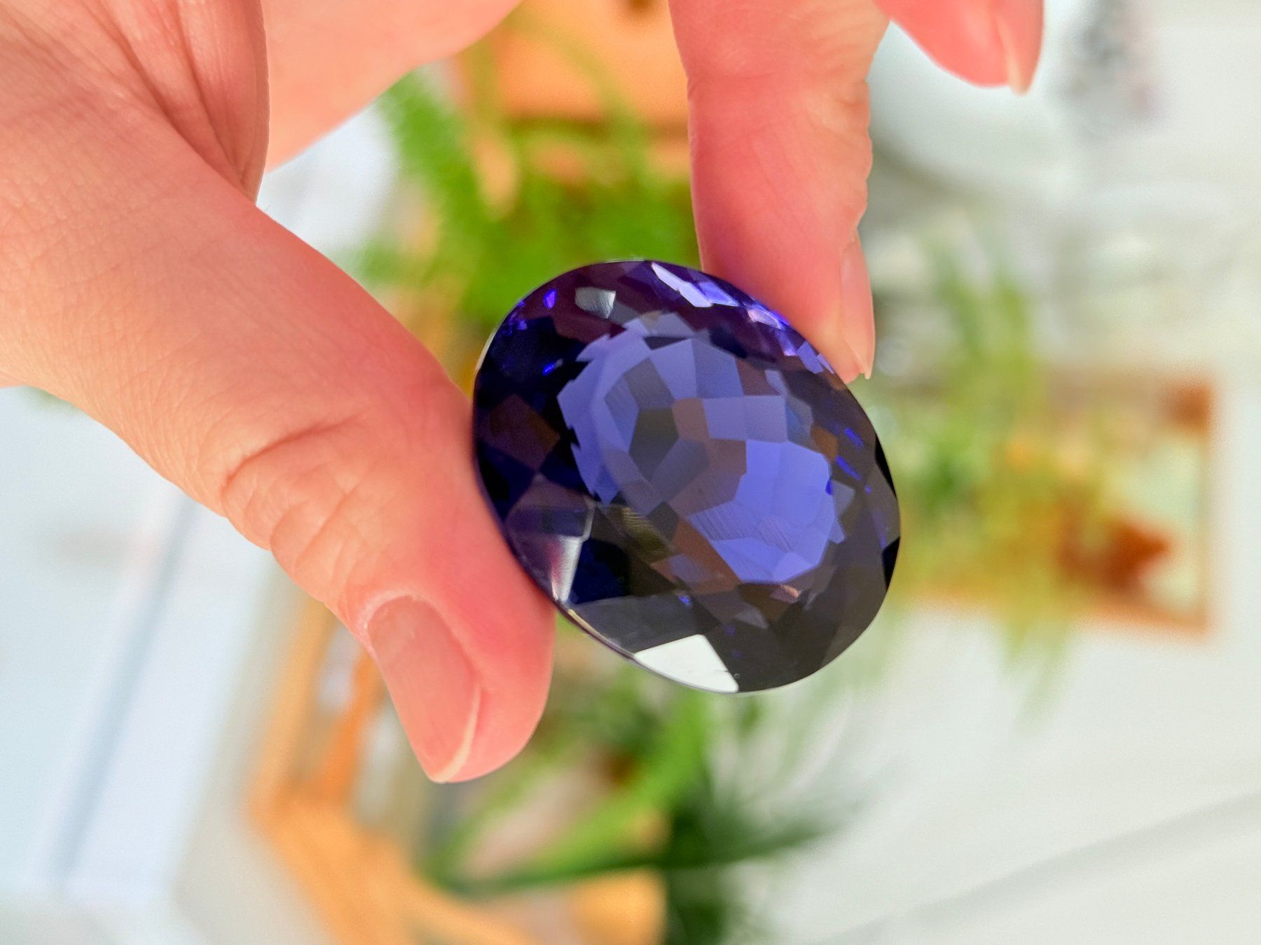Pietre preziose: Certified Gemstone 131.70 Ct – Nuovo e nell'imballaggio originale da Genève venduto da AWWA 1