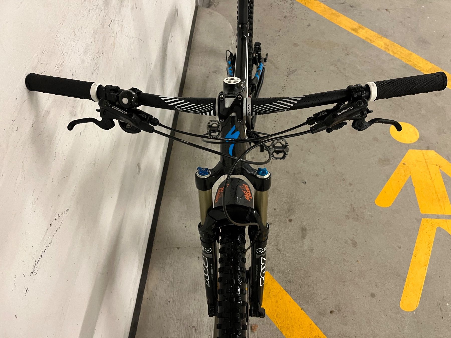Specialized Biciclette: Specialized MTB 29“ Räder – Usato da Zürich venduto da divertimento4 2