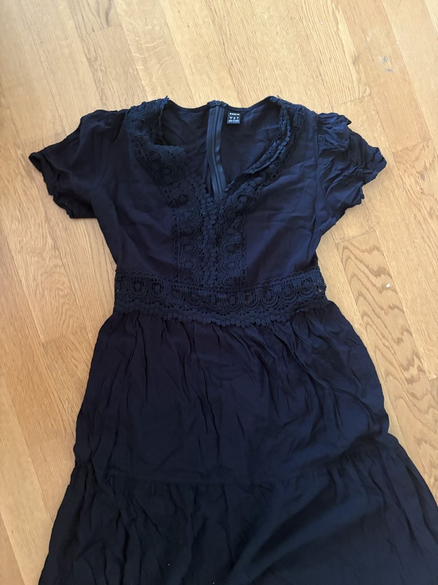 Shein Vestiti: Schwarzes Kleid Grösse S – Usato da Beromünster venduto da msklef 5