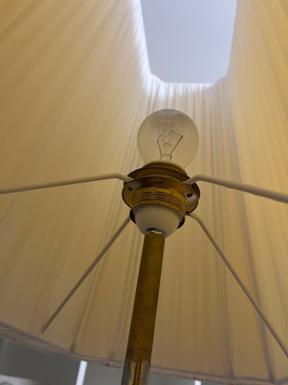 Lampade: Grosse antike Lampe (2 verfügbar ) – Usato da Küsnacht ZH venduto da CatiaA 3