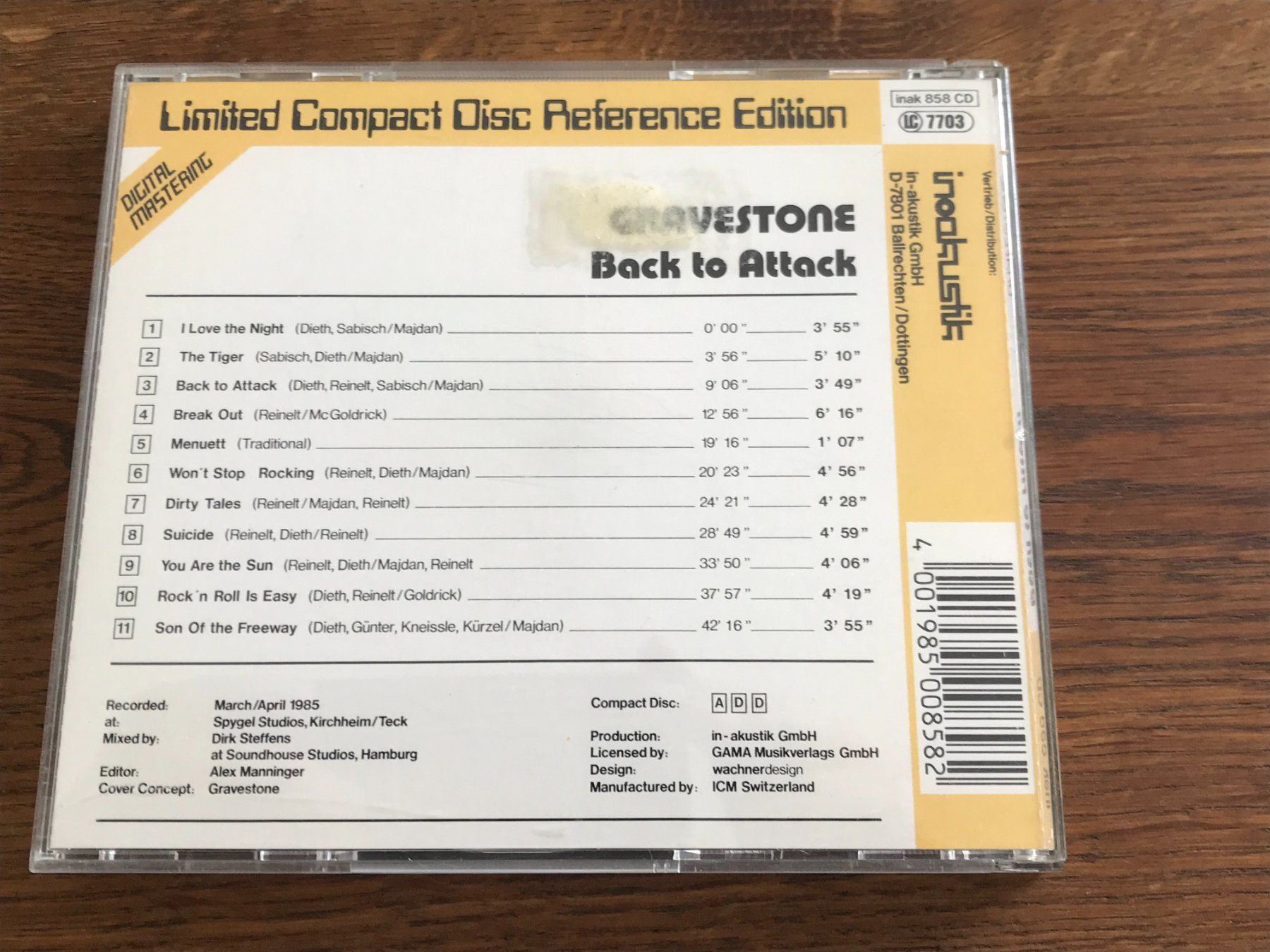CD: GRAVESTONE - Back to Attack - Limited Reference Edition – Usato da Buchs AG venduto da Archie 2