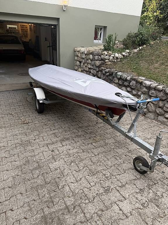 Gommoni, kayak & canoe: Laser Standard  – Usato da Commugny venduto da ARRAN73 1