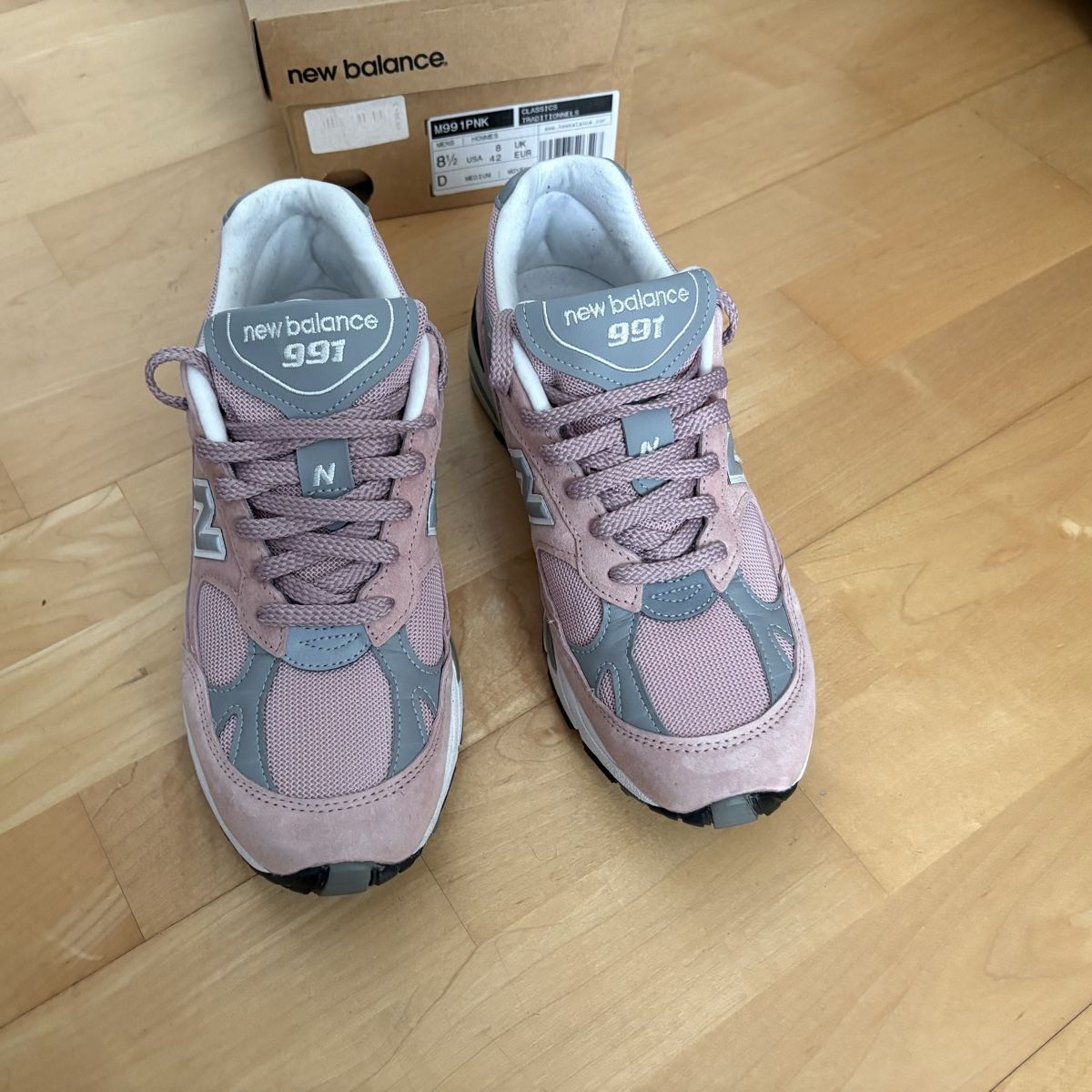 New Balance Scarpe da uomo: New Balance 991 pink – Usato da Wallisellen venduto da ntroulis80 4