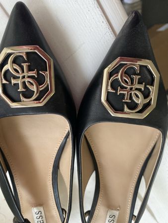 Guess Slingpumps , NP 135 CHF 