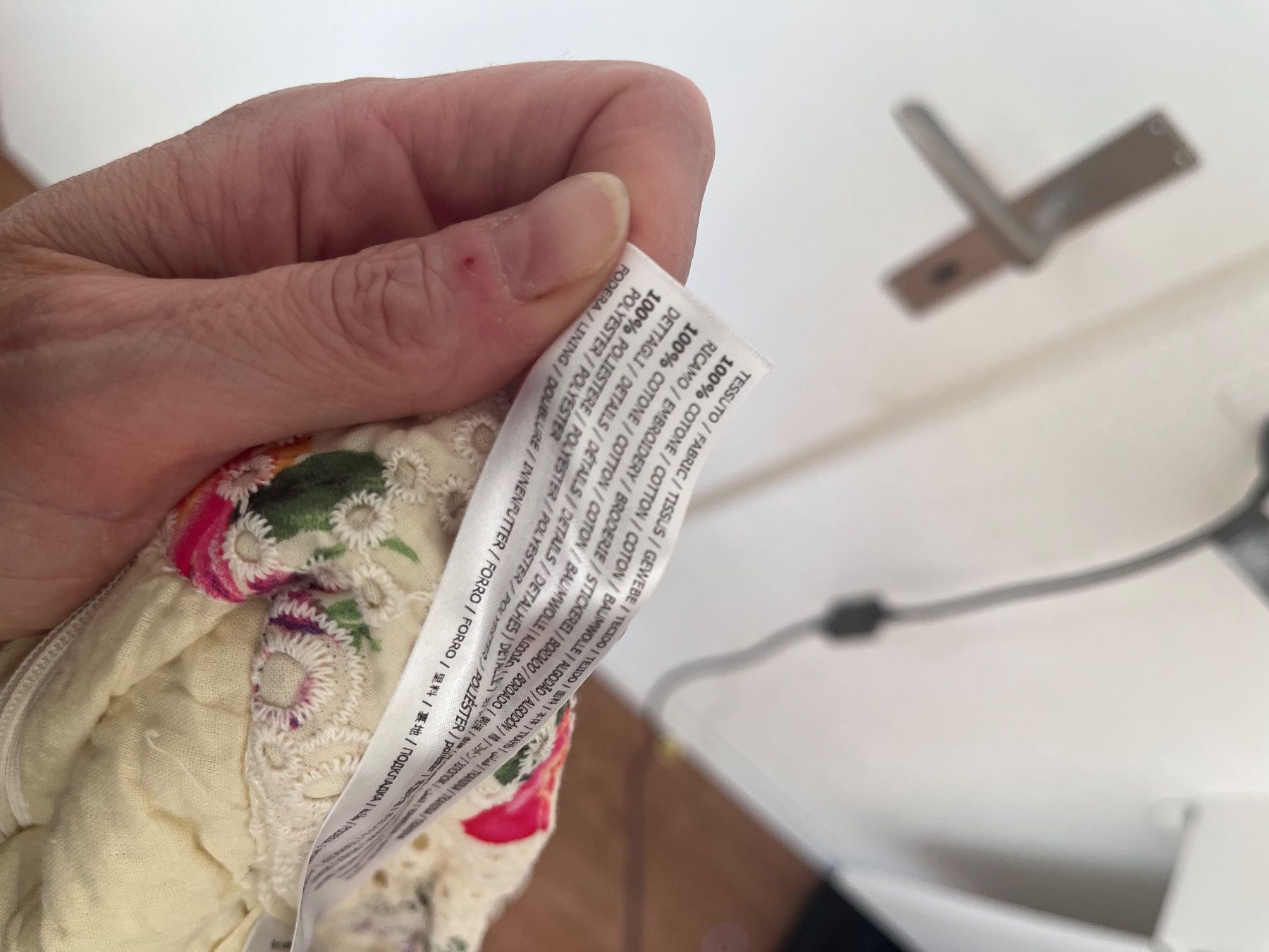 Pinko Pantaloni: Pinko baumwoll shorts gr 40 – Usato da Baar venduto da DealDiHei 4