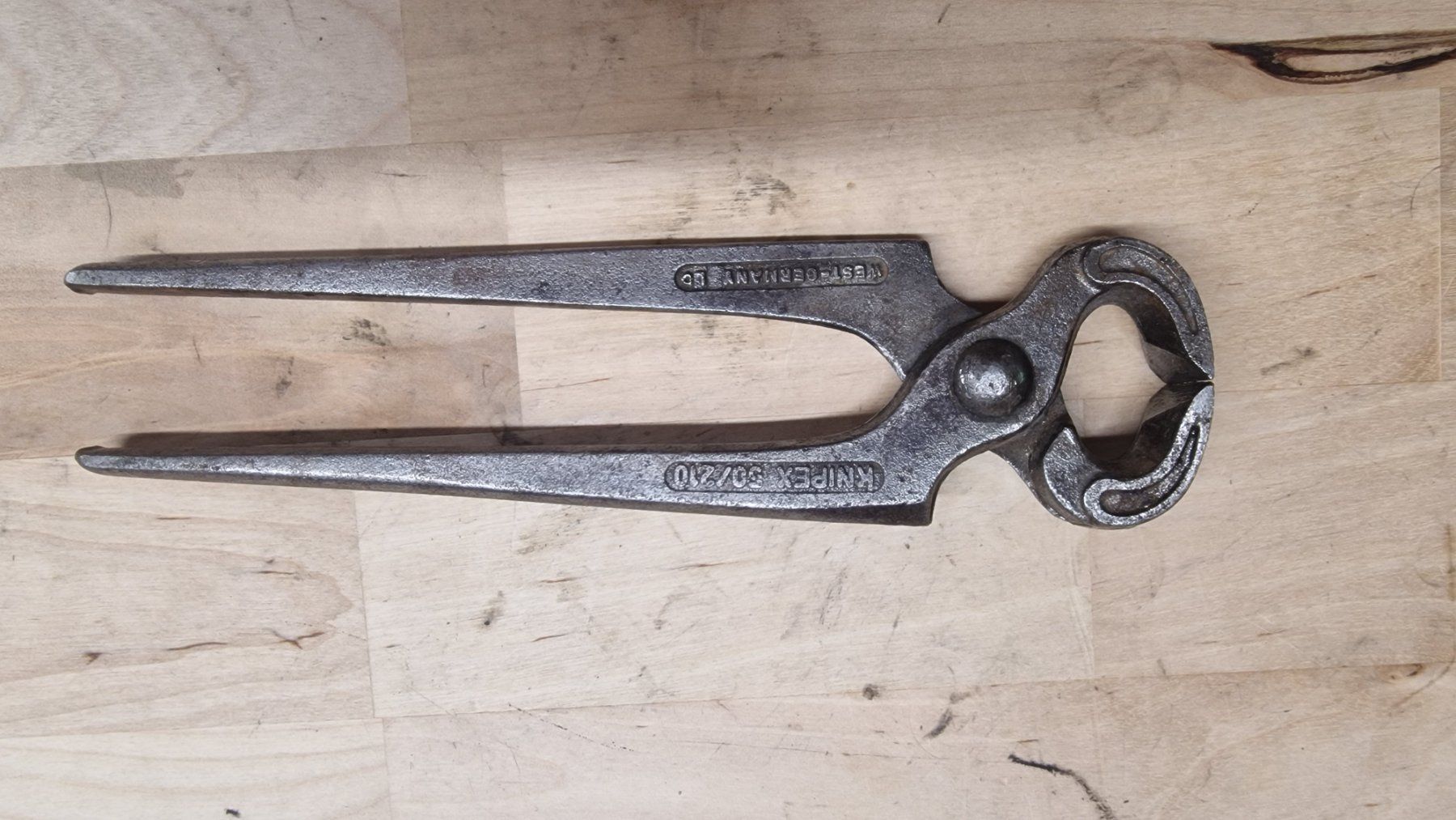 Tous les outils: Beisszange – D'occasion à Gasel par tim_zs9h
