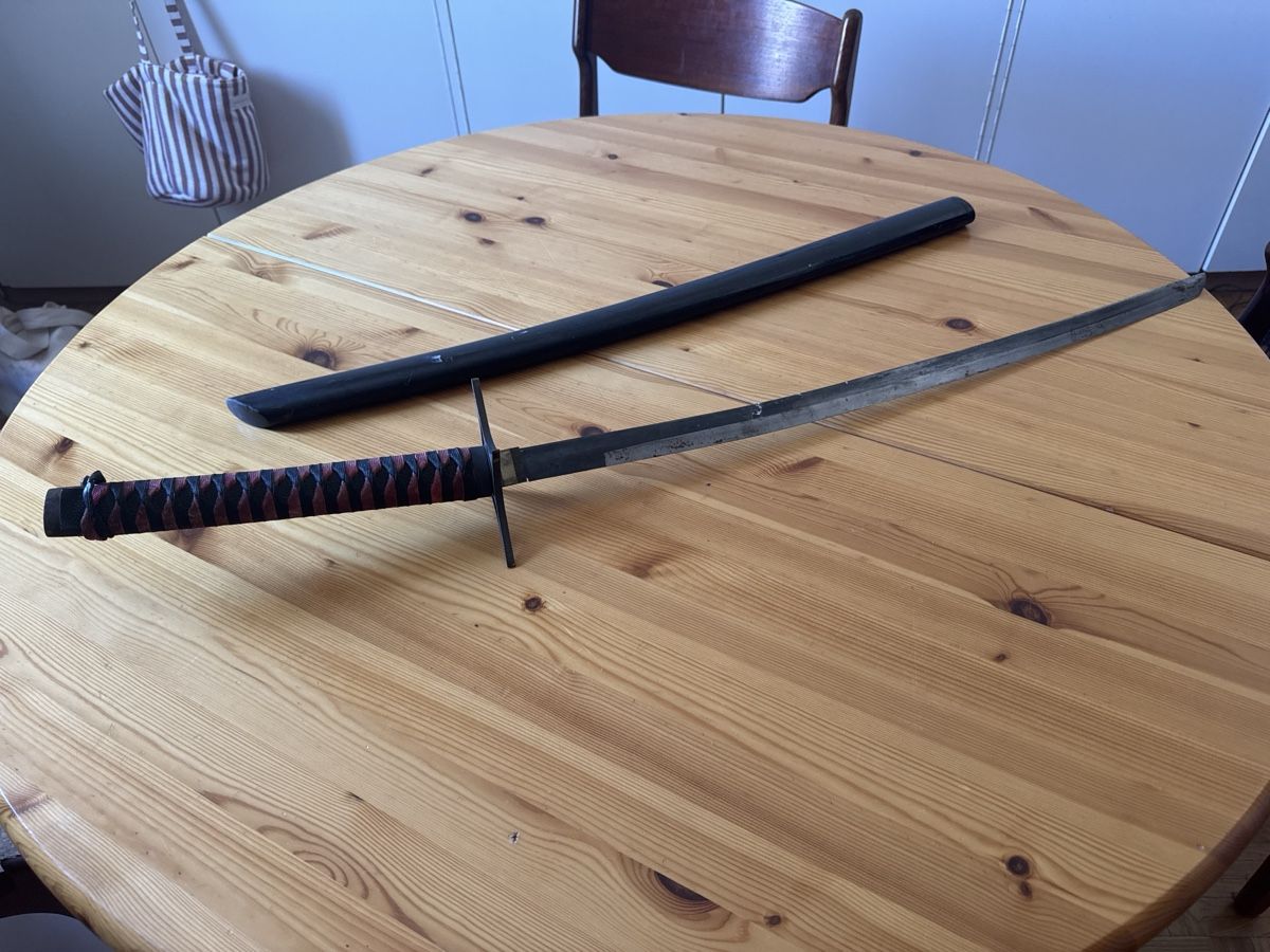 Internationale Kunst: Épée de décoration avec fourreau – Gebraucht aus Vesenaz von miguelfdfrade 2