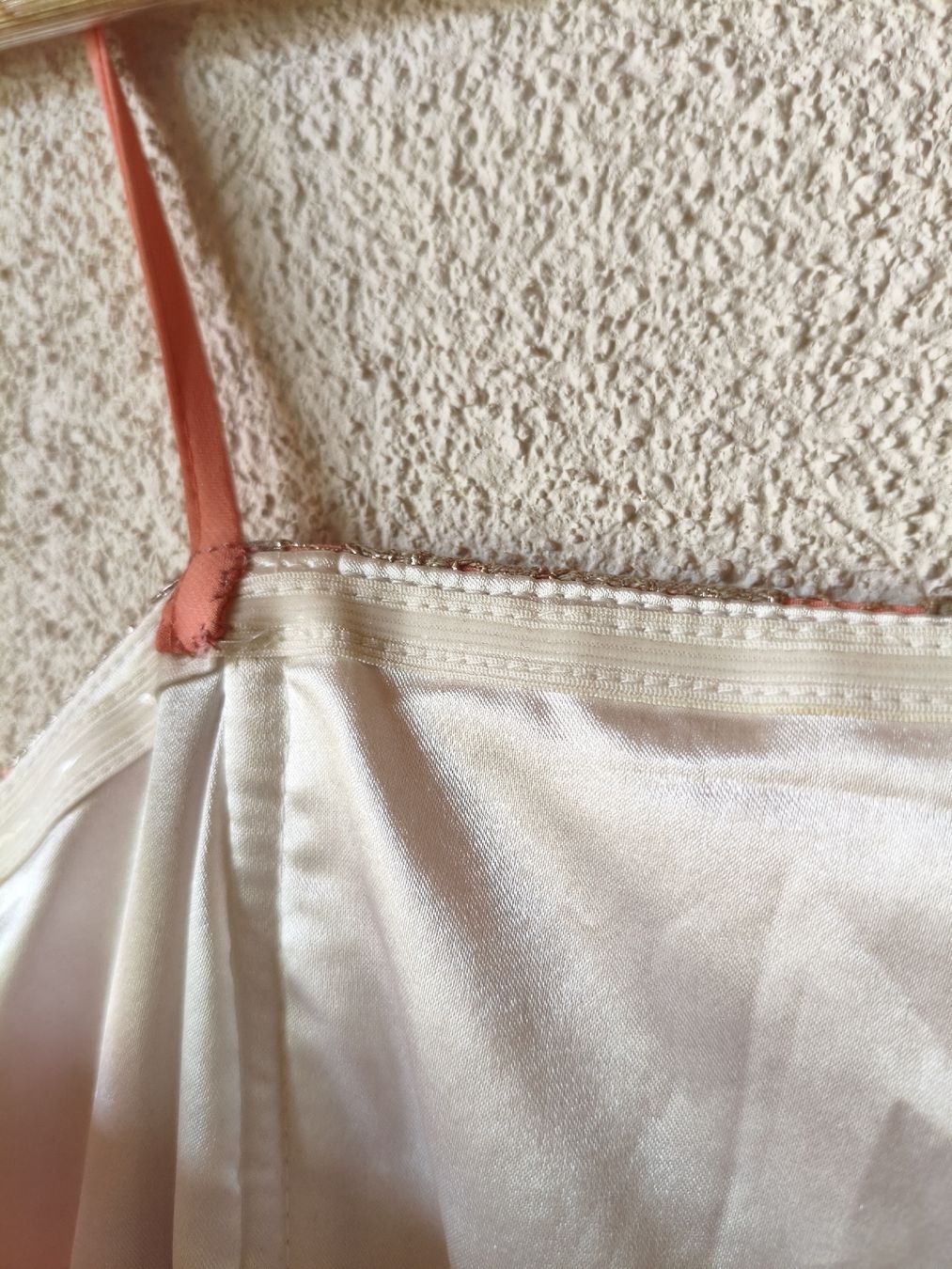 Kleider: Lachsfarbenes Minikleid mit Spitzen – Neu (gemäss Beschreibung) aus Eschikofen von anj_98vh 4