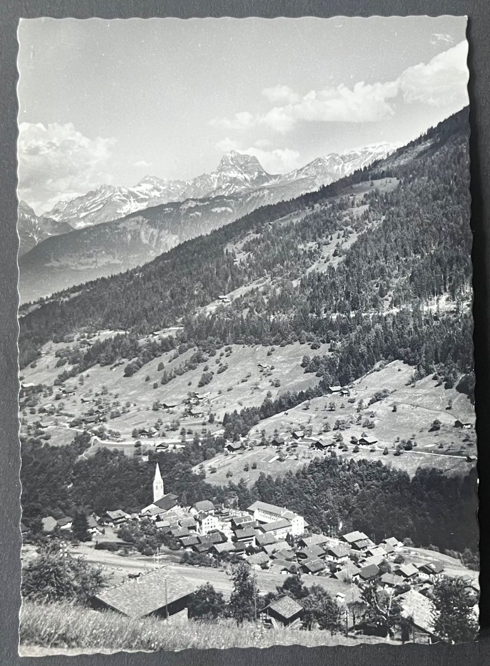 Cartoline postali: Troistorrents, Vue Generale, ca. 1950 – Usato da Ostermundigen venduto da DaxKarten-75