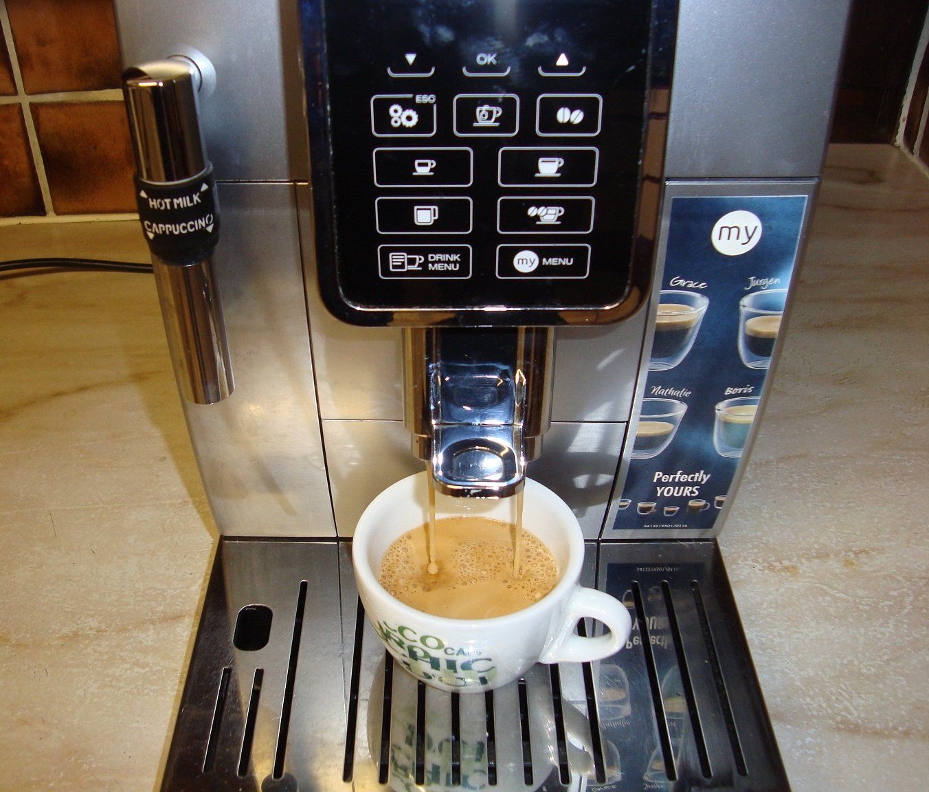De'Longhi Macchine per caffè & Macchine per espresso: Delonghi Dinamica ECAM350.35 – Usato da Jona venduto da Moster01 1