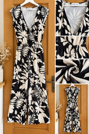Anna Field Jumpsuit Gr. S – schwarz/weiß, floral, luftig