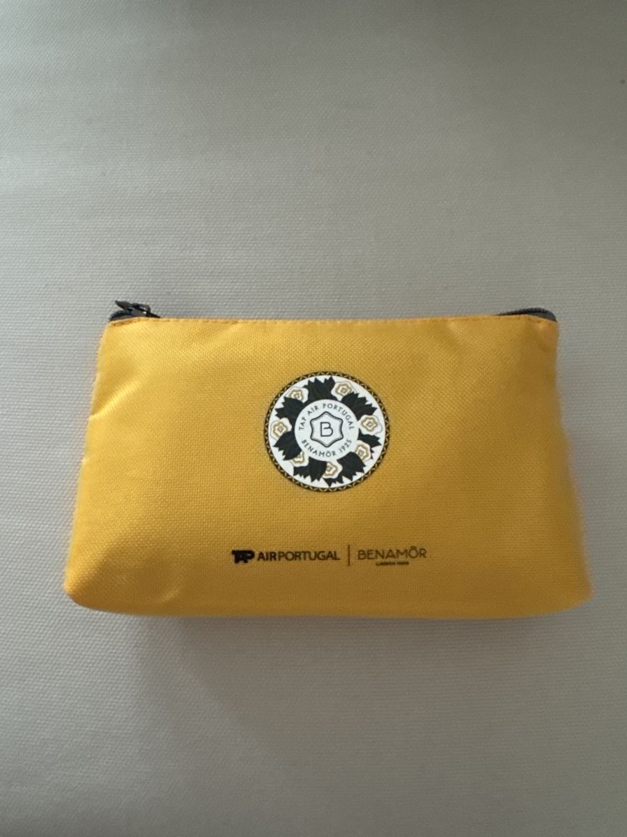 Custodie per cosmetici: TAP Air Amenity Kit – Nuovo e nell'imballaggio originale da Altendorf venduto da wqv_97
