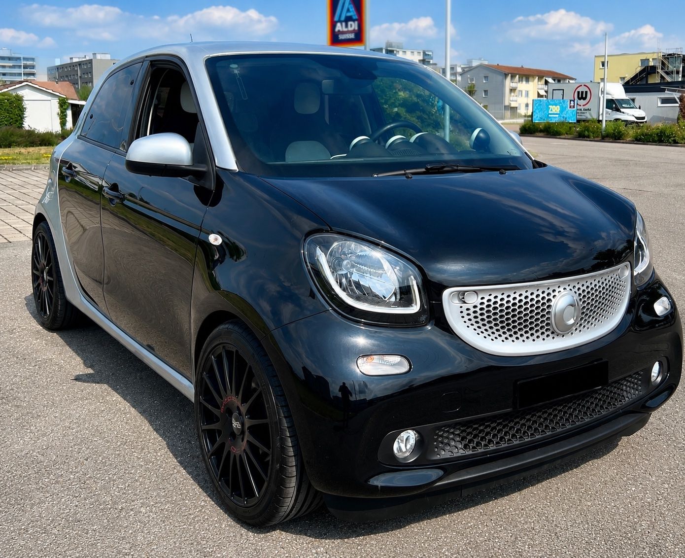 Smart Automobili: Smart ForFour mit OZ und Brabus felgen – Usato da Wohlen AG venduto da Apo2k 1
